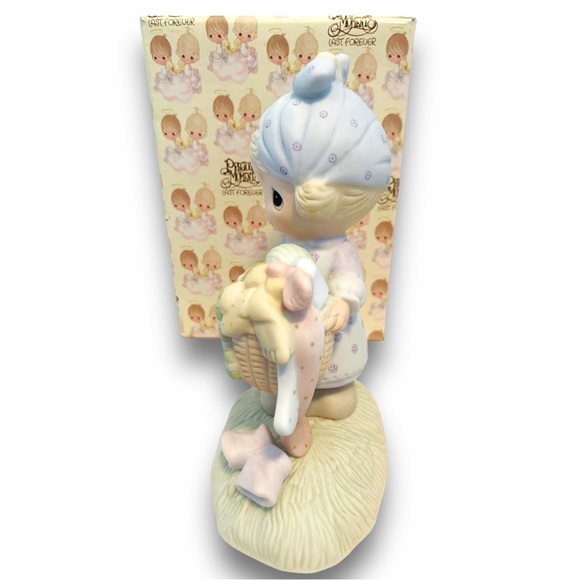 Precious Moments Figurine Be Not Weary In Well Doing Vintage Figurine - Picture 2 of 9
